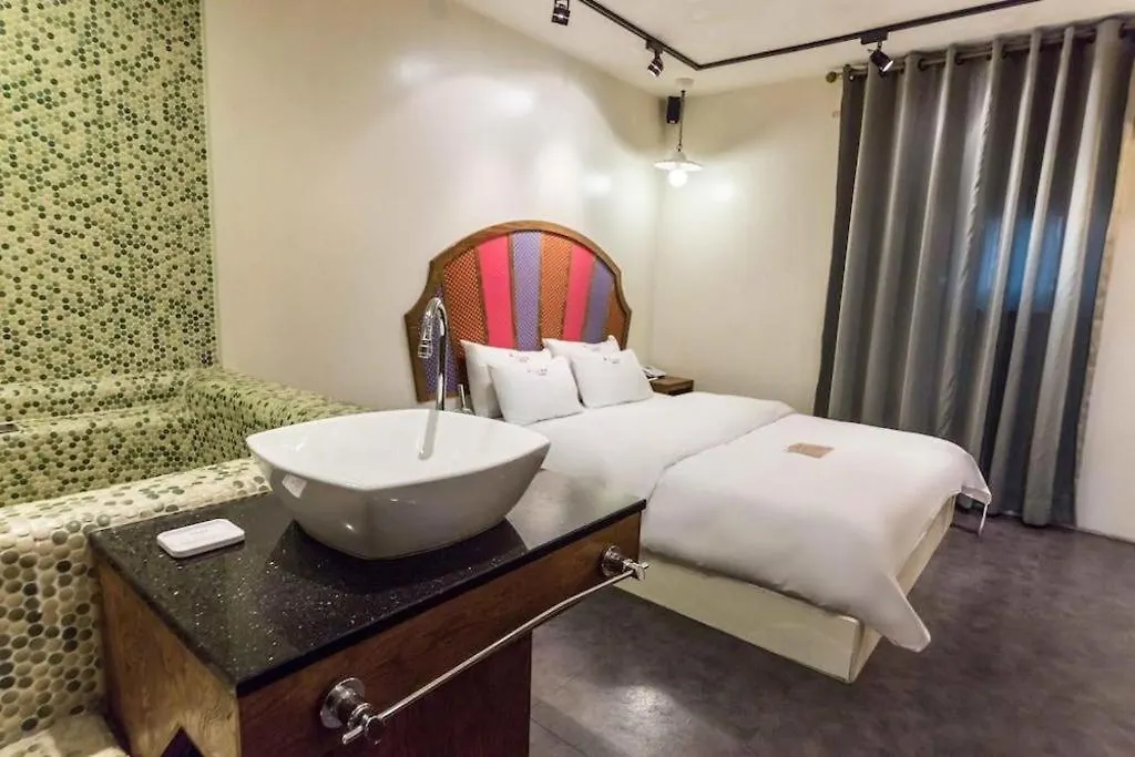 Hotel Yaja Yeongdeungpo Séoul 2*,