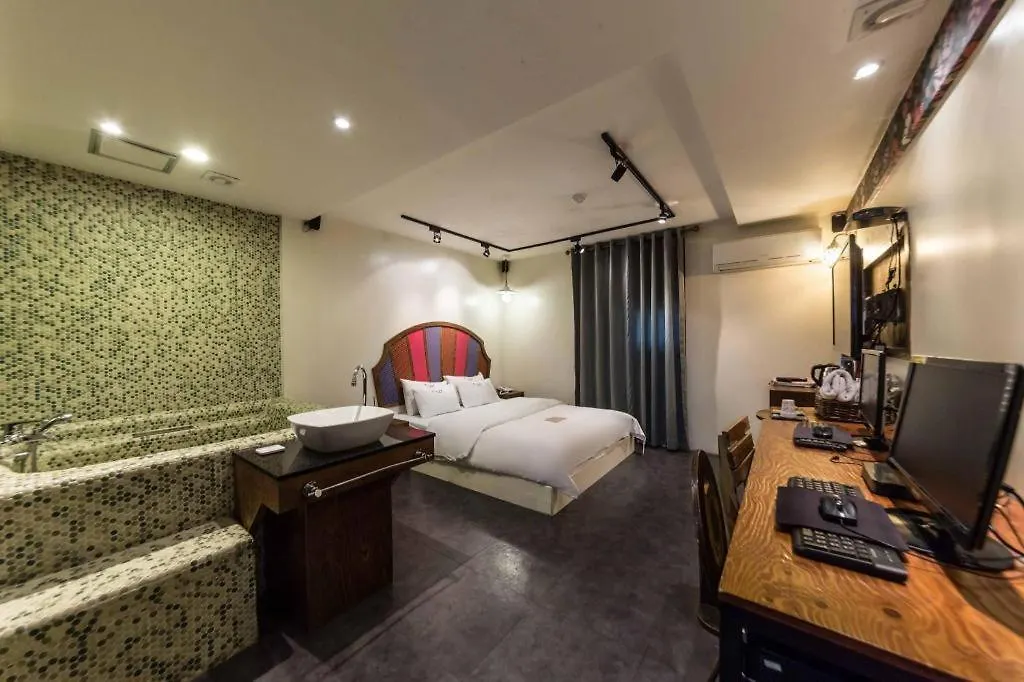 ** Мотель Hotel Yaja Yeongdeungpo Сеул Южная Корея