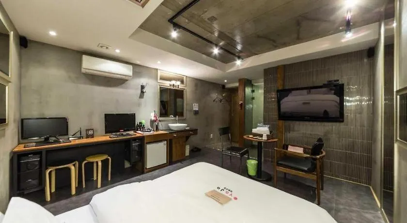 Hotel Yaja Yeongdeungpo Сеул 2*,