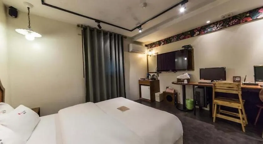 Hotel Yaja Yeongdeungpo Сеул Южная Корея